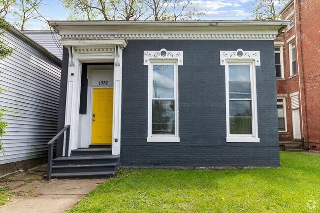 Building Photo - 1932 W Jefferson St Rental
