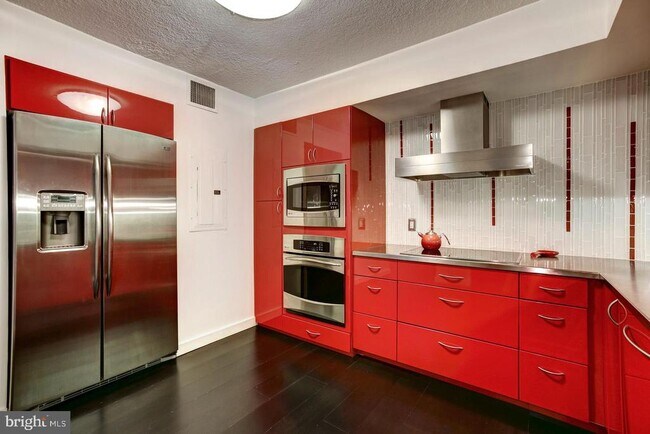 Photo - 1015 33rd St NW Unit 603