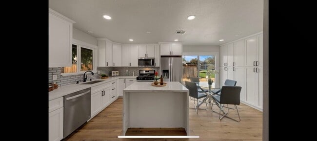 Photo - Single Story Home With Acreage