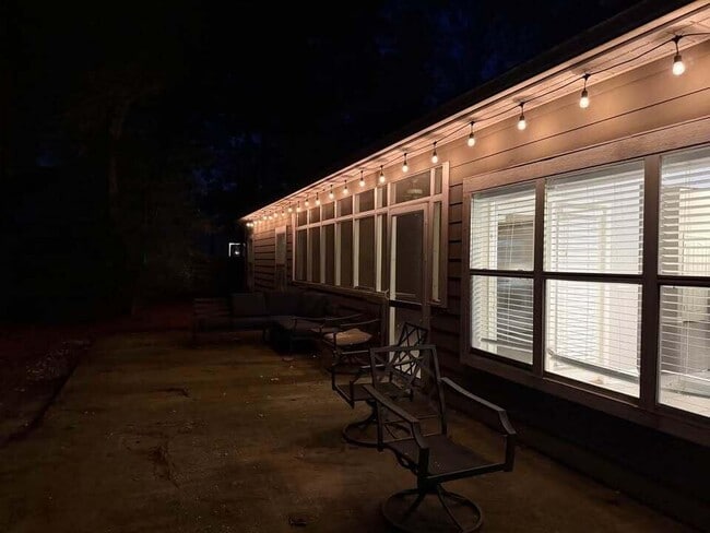 Photo - 371 Symphony Way