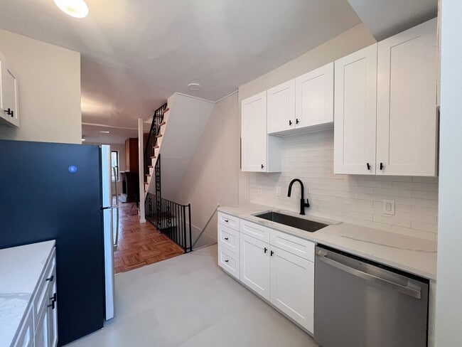 Photo - 419 S 17th St Unit 2