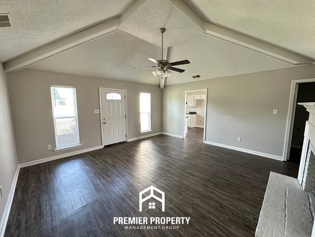 Photo - Charming 3BR/2BA Near Southwind | High Vaulted Ceilings, Hardwood Floors & Fireplace