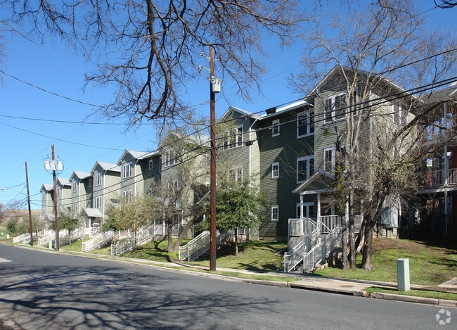 Lyons Garden