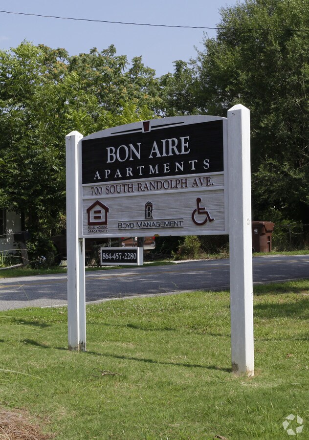Photo - Bon Aire Apartments