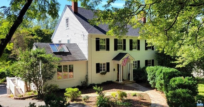 Building Photo - 1912 Blue Ridge Rd Rental