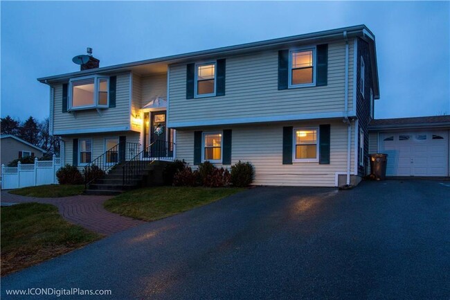 Building Photo - 25 Algonquin Dr Rental