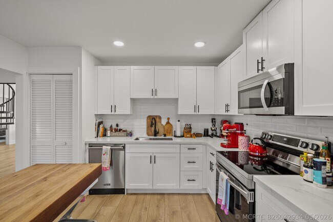 Photo - 13324 Bedford Mews Ct