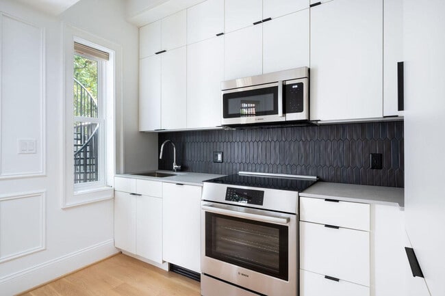 Photo - 1735 Q St NW Unidad ID1011211P