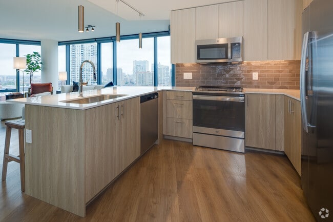 2BR, 2BA - 1,174SF (Kitchen)