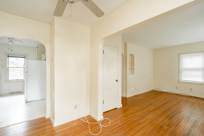 Photo - 1927 Olive St