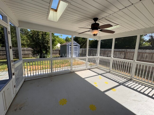 Photo - 206 Lindell Dr