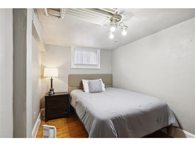 Photo - 1770 Humboldt Ave S Unit Garden Level