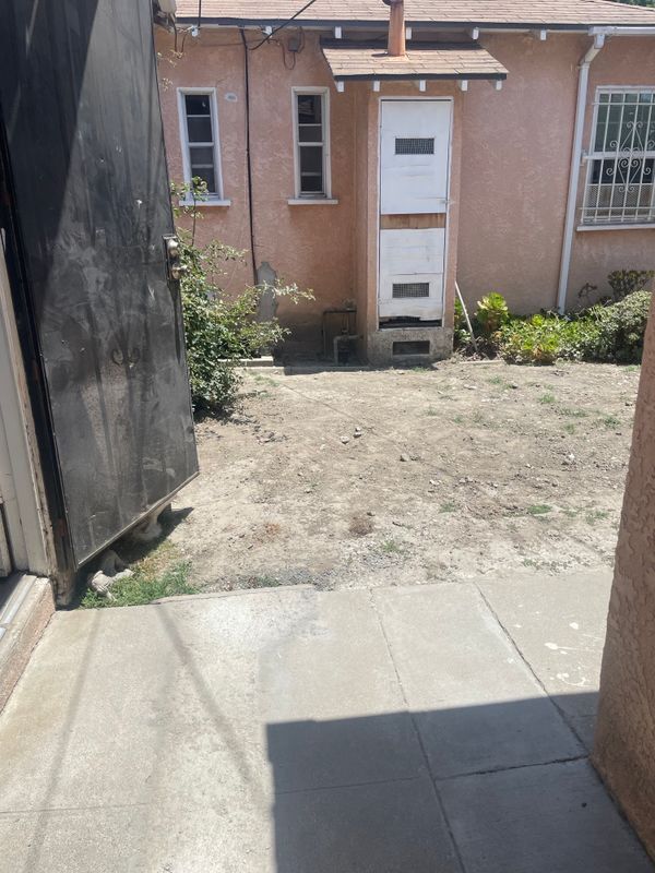 Photo - 5509 Cerritos Ave Unidad Rear
