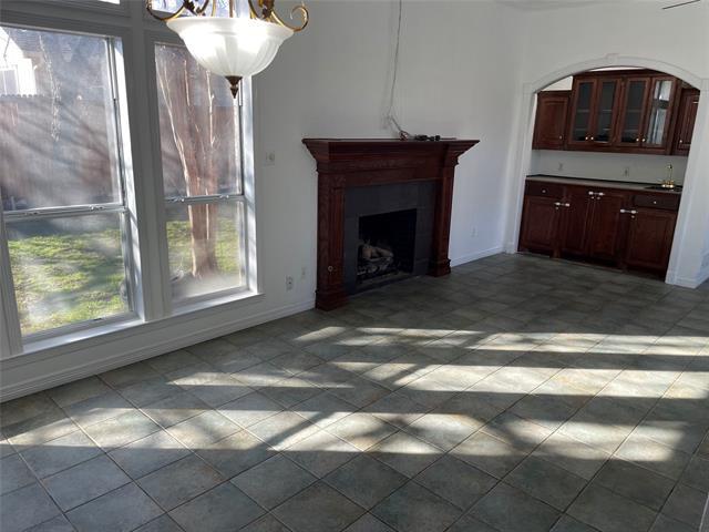 Photo - 604 N Chattey Rd