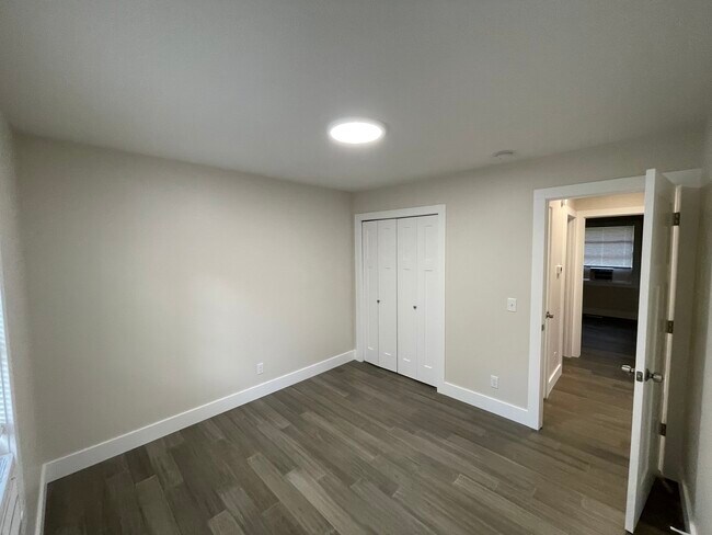 Photo - Hickory Unit 15118