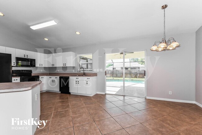 3736 SW Santa Barbara Pl