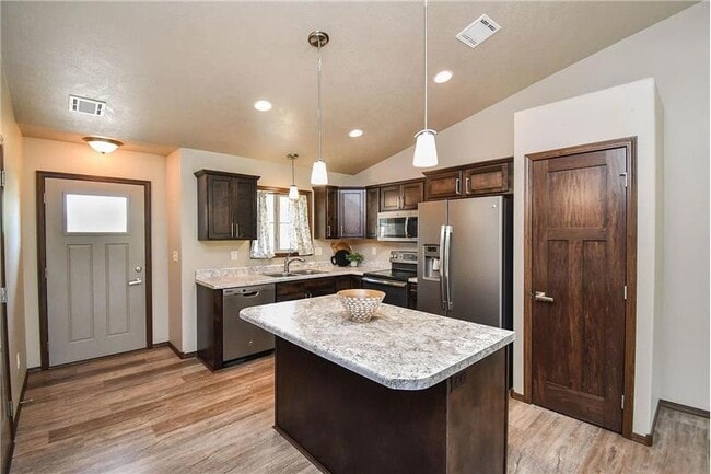 Photo - 2428 E Meadowside Pl