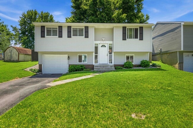 Building Photo - 4195 Burningtree Rd