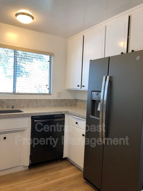 Photo - 725 Lobos St