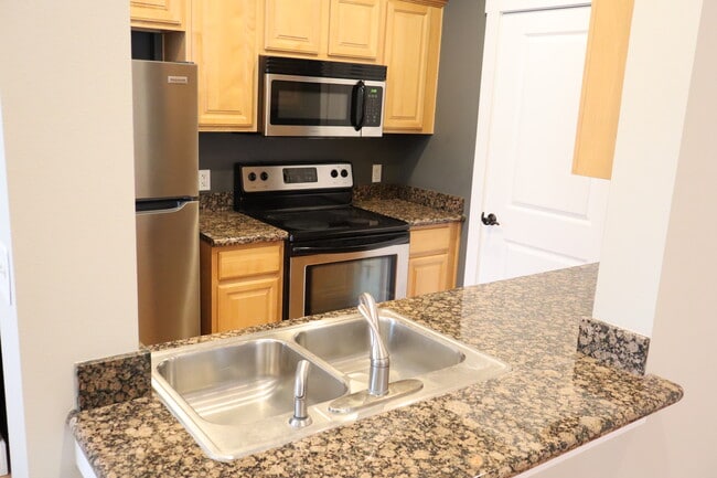 Kitchen - 2015 Walden Pond Way