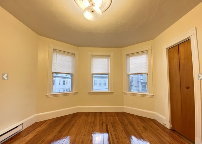 Building Photo - 255 Beacon St Unit 7-3