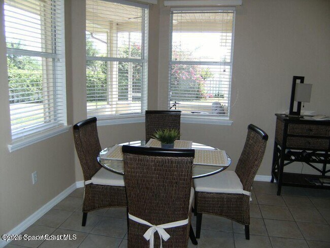 Photo - 704 Samuel Chase Ln