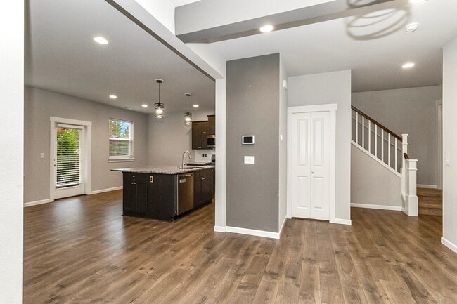 Photo - 10213 6th Pl SE