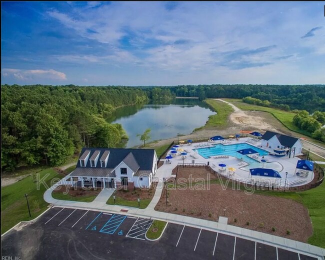 Photo - 176 Boxwood Ln