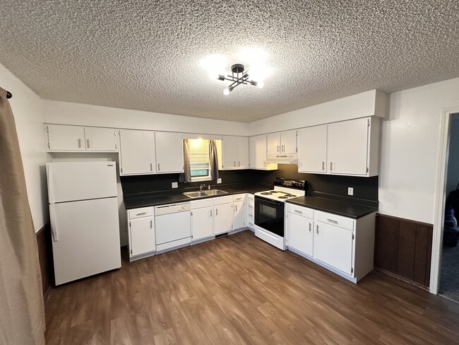Photo - 2154 N Summit Ave Unidad 2154 n summit ave
