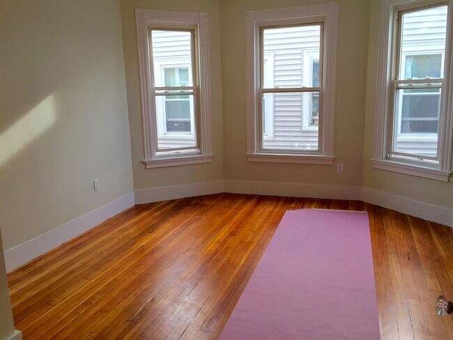 Photo - 103 Marion St Unidad 2