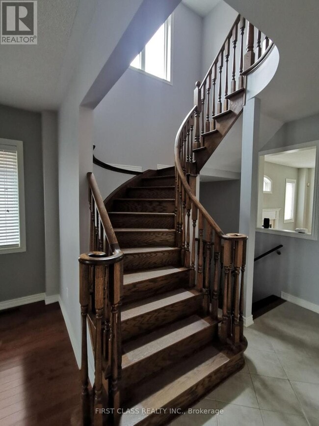 Photo - 279 River Ridge Blvd