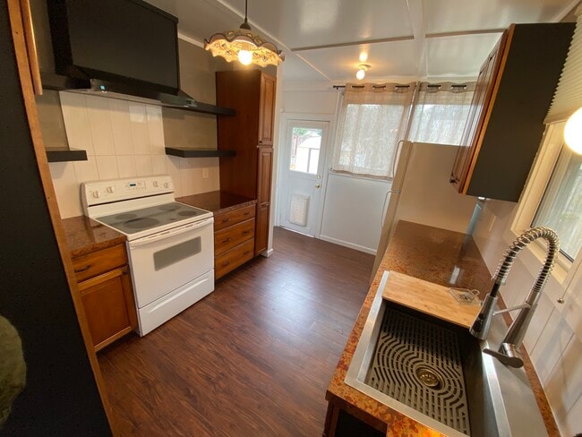 Photo - 3216 N Stevens St