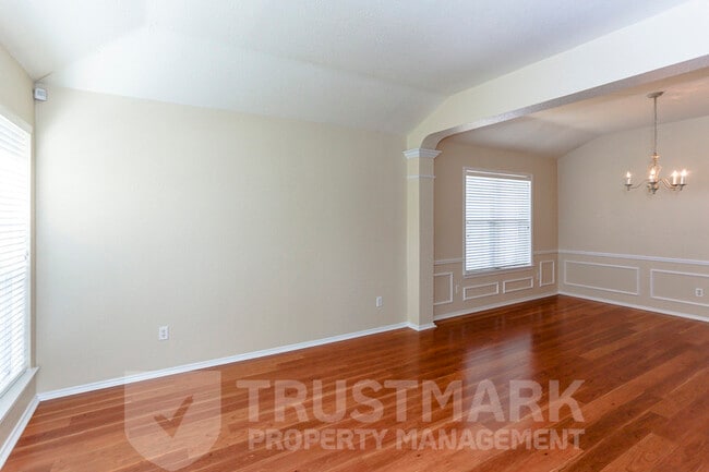 Photo - 2115 Wickiup Trail