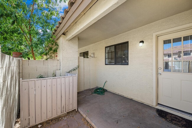 Photo - 455 S Mesa Dr