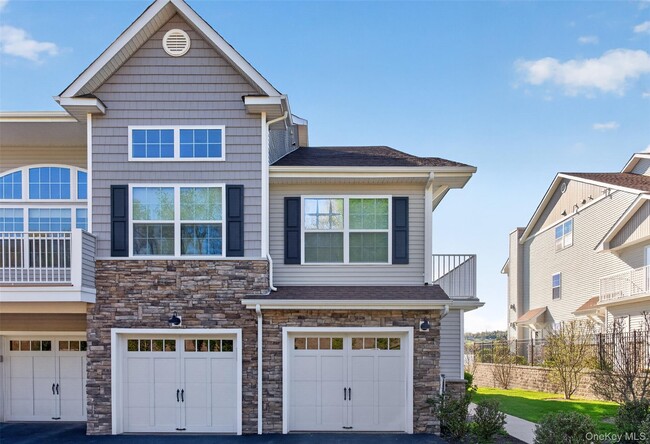 Building Photo - 402 Sacandaga Loop