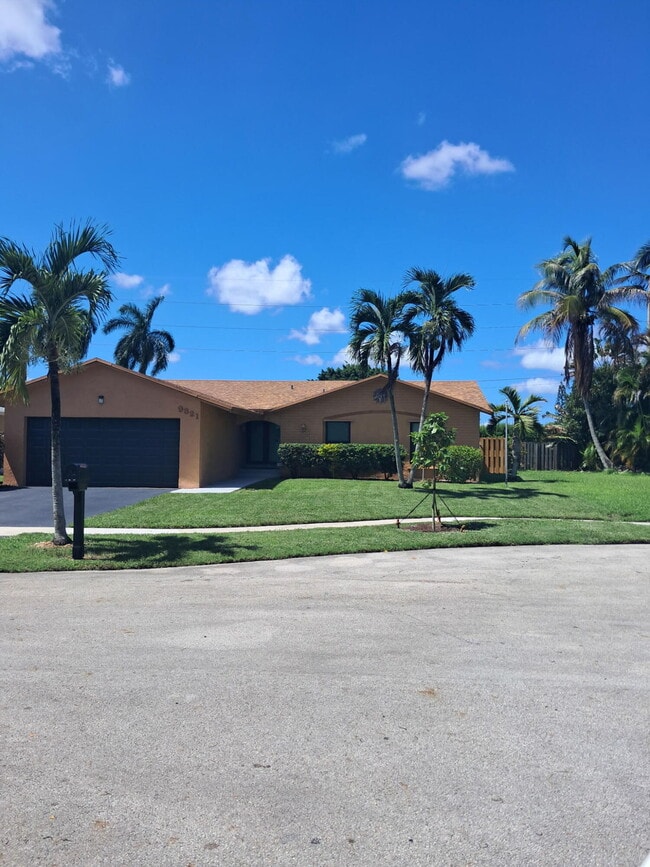 Photo - 9321 NW 43rd St