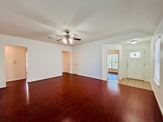 Photo - 4905 Irvine Ln