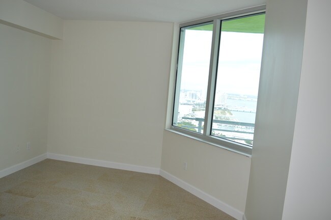 SEGUNDO DORMITORIO - 325 S Biscayne Blvd Unidad 4122