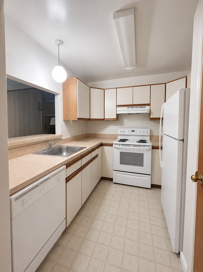 Photo - 31 Railroad St Unidad Apartment 1