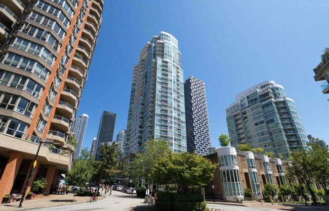 Photo - 1500 Hornby St