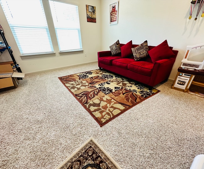 Photo - 141 Merrick Rd