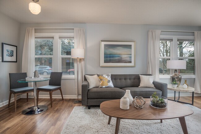 Photo - One bedroom - SE Sellwood/Moreland area