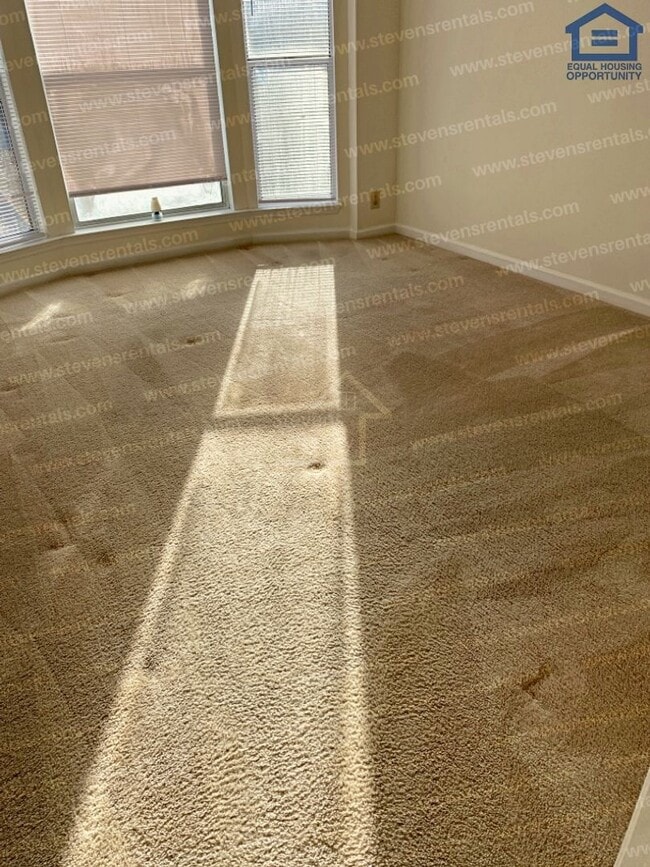 Photo - 106 Vinewood Rd