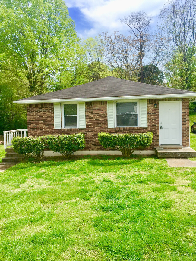 East Nashville 2 Bed $1300 Close to Shelby - East Nashville 2 Bed $1300 Close to Shelby Casa