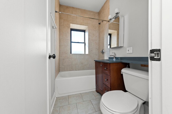 Photo - 4601 N Lincoln Ave Unidad 2244-311