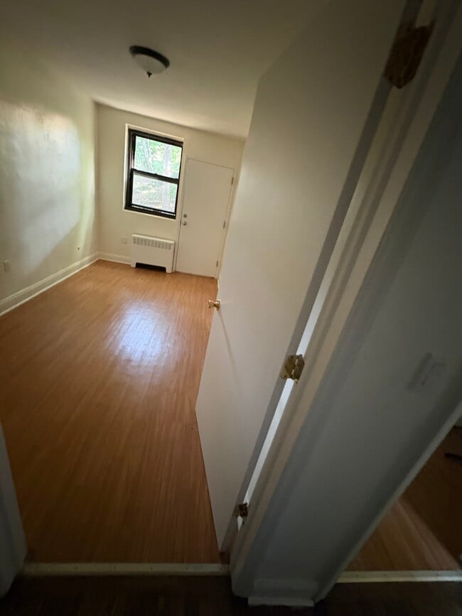 Photo - 636 Castleton Ave Unit Castleton Ave Gem