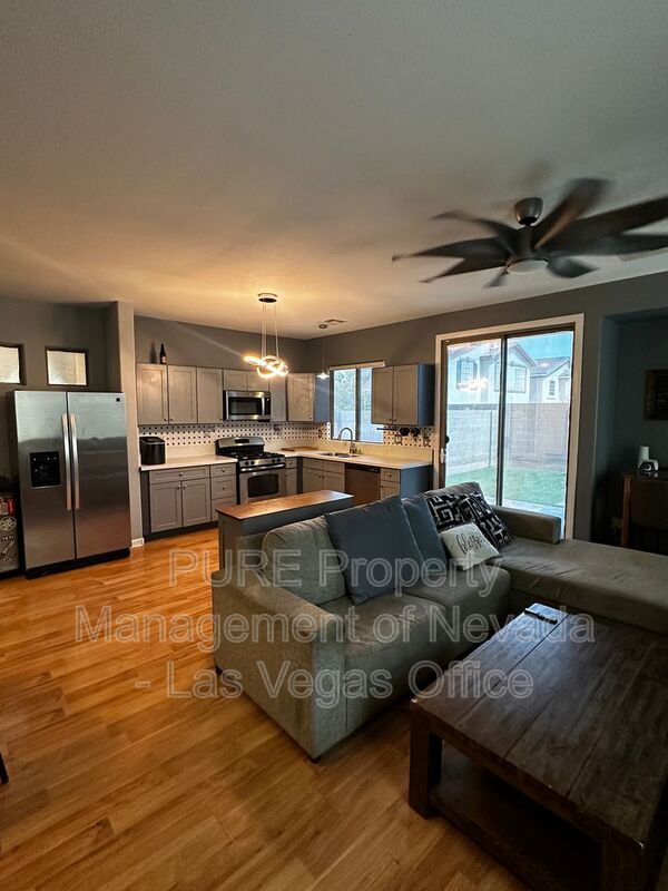 Photo - 8304 Strawberry Spring St