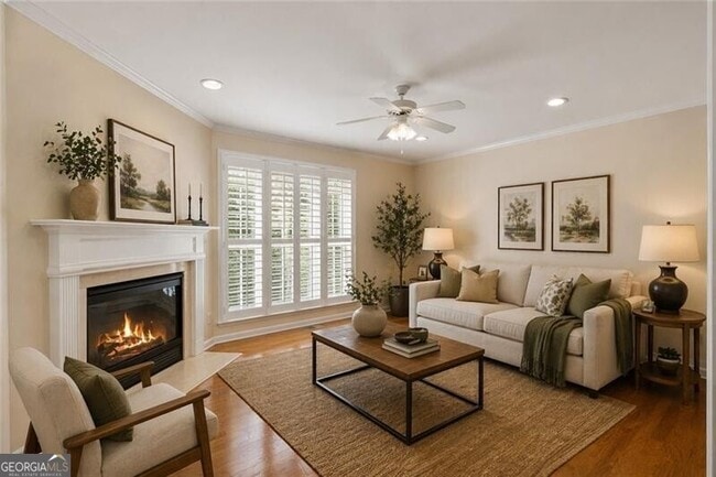 Photo - 1886 Greystone Oaks Way