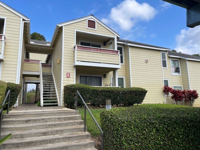 Photo - Bello, Erik Unit 1