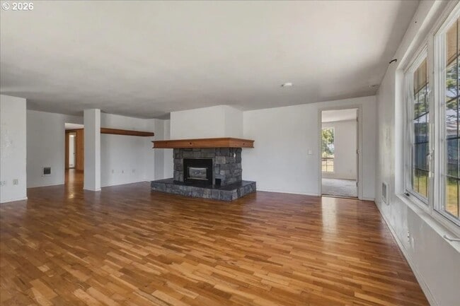 1290 Riggs Hill Rd